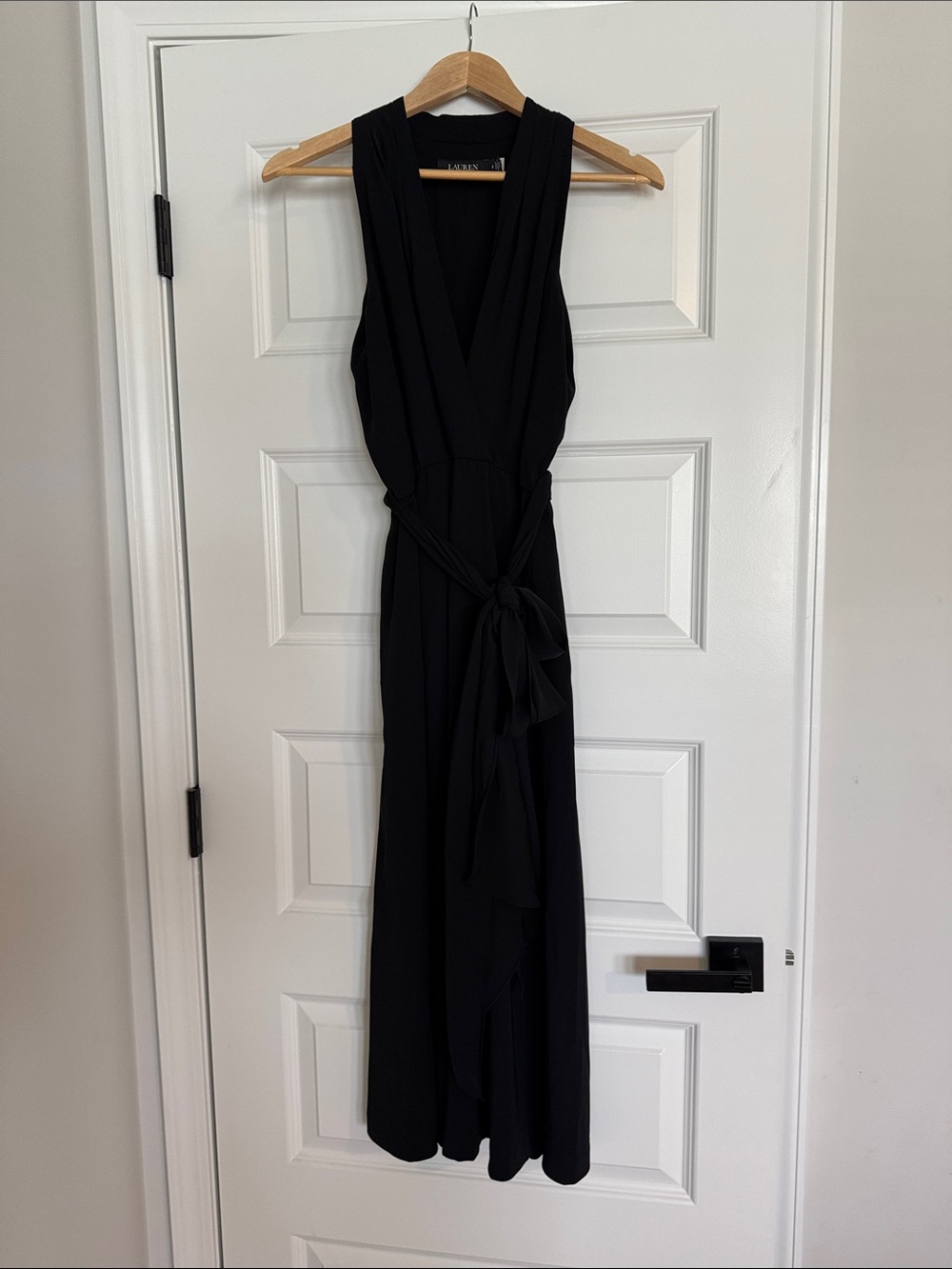 Lauren Ralph Lauren Black Sleeveless V-Neck Chiffon Maxi Dress with Waist Tie